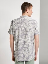 Gemustertes Kurzarmhemd mit Mao-Kragen - Männer - grey botanical yarn dye print Gemustertes Kurzarmhemd mit Mao-Kragen - Männer - grey botanical yarn dye print - 2 - TOM TAILOR Denim