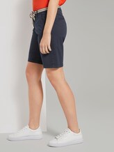 Relaxed Chino Bermuda Shorts mit Stoffgürtel - Frauen - Sky Captain Blue Relaxed Chino Bermuda Shorts mit Stoffgürtel - Frauen - Sky Captain Blue - 11 - TOM TAILOR