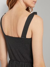 Gestreiftes Midi-Trägerkleid mit Knotendetail - Frauen - black thin stripes Gestreiftes Midi-Trägerkleid mit Knotendetail - Frauen - black thin stripes - 10 - TOM TAILOR
