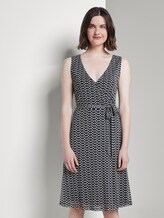 Gemustertes Mesh-Kleid in Wickeloptik - Frauen - navy dot design Gemustertes Mesh-Kleid in Wickeloptik - Frauen - navy dot design - 1 - TOM TAILOR