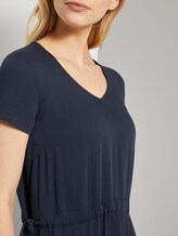 Strukturiertes Kleid mit Tunnelzug - Frauen - Sky Captain Blue Strukturiertes Kleid mit Tunnelzug - Frauen - Sky Captain Blue - 9 - TOM TAILOR