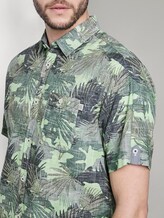 Kurzarmhemd mit tropischem Print - Männer - green leaf design Kurzarmhemd mit tropischem Print - Männer - green leaf design - 9 - TOM TAILOR