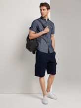 Gemustertes Kurzarmhemd mit Haifischkragen - Männer - navy leaf design Gemustertes Kurzarmhemd mit Haifischkragen - Männer - navy leaf design - 3 - TOM TAILOR