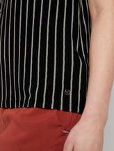 Gestreiftes Top mit Knopfleiste - Frauen - black white stripe Gestreiftes Top mit Knopfleiste - Frauen - black white stripe - 10 - TOM TAILOR Denim