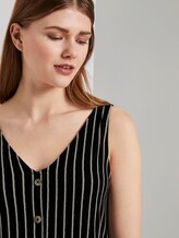 Gestreiftes Top mit Knopfleiste - Frauen - black white stripe Gestreiftes Top mit Knopfleiste - Frauen - black white stripe - 9 - TOM TAILOR Denim