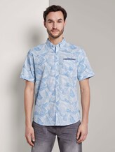 Gemustertes Hemd - Männer - white blue big leaves design Gemustertes Hemd - Männer - white blue big leaves design - 1 - TOM TAILOR