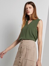 Ärmellose Tunikabluse mit Henley-Ausschnitt - Frauen - Dusty Rifle Green Ärmellose Tunikabluse mit Henley-Ausschnitt - Frauen - Dusty Rifle Green - 5 - TOM TAILOR Denim