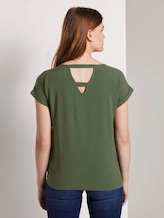 Short-sleeved tunic blouse with back details - Women - Dusty Rifle Green Short-sleeved tunic blouse with back details - Women - Dusty Rifle Green - 2 - TOM TAILOR Denim