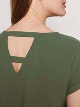 Short-sleeved tunic blouse with back details - Women - Dusty Rifle Green Short-sleeved tunic blouse with back details - Women - Dusty Rifle Green - 9 - TOM TAILOR Denim