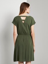 Minikleid mit Rückenausschnitt - Frauen - Dusty Rifle Green Minikleid mit Rückenausschnitt - Frauen - Dusty Rifle Green - 2 - TOM TAILOR Denim