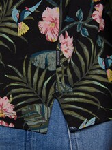 Polo shirt met all-over print - Mannen - black botanical print Polo shirt met all-over print - Mannen - black botanical print - 10 - TOM TAILOR Denim