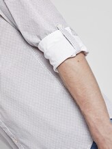 Patterned shirt with turn-ups - Men - white oval dot minimal print Patterned shirt with turn-ups - Men - white oval dot minimal print - 9 - TOM TAILOR Denim