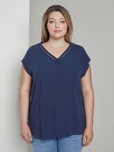 Bluse mit V-Ausschnitt - Frauen - Real Navy Blue Bluse mit V-Ausschnitt - Frauen - Real Navy Blue - 1 - My True Me