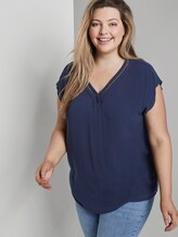 Bluse mit V-Ausschnitt - Frauen - Real Navy Blue Bluse mit V-Ausschnitt - Frauen - Real Navy Blue - 5 - My True Me