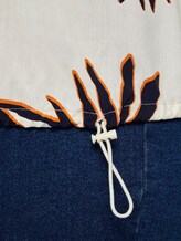 Curvy - Bluse mit Tunnelzug - Frauen - beige navy orange flower print Curvy - Bluse mit Tunnelzug - Frauen - beige navy orange flower print - 10 - My True Me