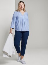 Tunika-Bluse mit Lochtstickerei - Frauen - Parisienne Blue Tunika-Bluse mit Lochtstickerei - Frauen - Parisienne Blue - 3 - My True Me