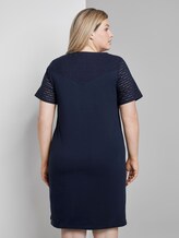T-Shirt Kleid mit Lochstickerei - Frauen - Real Navy Blue T-Shirt Kleid mit Lochstickerei - Frauen - Real Navy Blue - 2 - My True Me