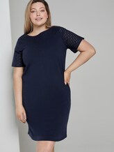 T-Shirt Kleid mit Lochstickerei - Frauen - Real Navy Blue T-Shirt Kleid mit Lochstickerei - Frauen - Real Navy Blue - 5 - My True Me