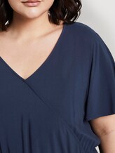 Schlichtes Kleid im Wickel-Look - Frauen - Real Navy Blue Schlichtes Kleid im Wickel-Look - Frauen - Real Navy Blue - 9 - My True Me