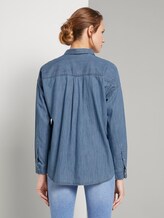 Jeansbluse im Loose-Fit - Frauen - Blue Denim Jeansbluse im Loose-Fit - Frauen - Blue Denim - 2 - TOM TAILOR