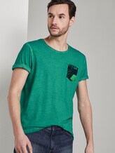 Gestreiftes T-Shirt mit abgesetzter Brusttasche - Männer - rich meadow green Gestreiftes T-Shirt mit abgesetzter Brusttasche - Männer - rich meadow green - 5 - TOM TAILOR