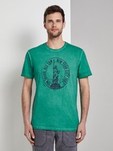 Gestreiftes T-Shirt mit NYC-Print - Männer - rich meadow green Gestreiftes T-Shirt mit NYC-Print - Männer - rich meadow green - 1 - TOM TAILOR