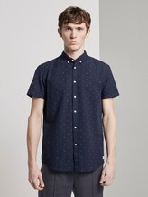 Gepunktetes kurzärmliges Hemd - Männer - navy triangle mix print Gepunktetes kurzärmliges Hemd - Männer - navy triangle mix print - 1 - TOM TAILOR Denim