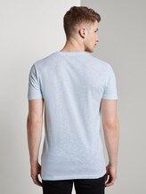 T-shirt in a colour block art design - Men - soft sky blue yarn dye stripe T-shirt in a colour block art design - Men - soft sky blue yarn dye stripe - 2 - TOM TAILOR Denim