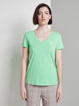 T-Shirt mit Bio-Baumwolle - Frauen - dusty apple green T-Shirt mit Bio-Baumwolle - Frauen - dusty apple green - 1 - TOM TAILOR Denim