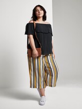 Gestreifte Carmen-Bluse - Frauen - Deep Black Gestreifte Carmen-Bluse - Frauen - Deep Black - 3 - My True Me