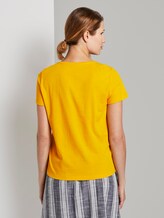 Artwork T-Shirt mit Bio-Baumwolle - Frauen - deep golden yellow Artwork T-Shirt mit Bio-Baumwolle - Frauen - deep golden yellow - 2 - TOM TAILOR