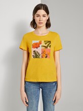 T-Shirt with a collage print - Women - deep golden yellow T-Shirt with a collage print - Women - deep golden yellow - 1 - TOM TAILOR