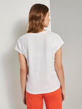 T-Shirt mit Brusttasche und kleinem Print - Frauen - Whisper White T-Shirt mit Brusttasche und kleinem Print - Frauen - Whisper White - 2 - TOM TAILOR
