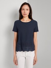 T-Shirt mit Lochstickerei - Frauen - Real Navy Blue T-Shirt mit Lochstickerei - Frauen - Real Navy Blue - 1 - TOM TAILOR