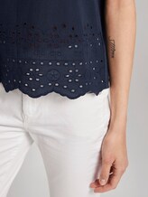 T-Shirt mit Lochstickerei - Frauen - Real Navy Blue T-Shirt mit Lochstickerei - Frauen - Real Navy Blue - 10 - TOM TAILOR