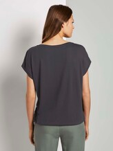 Gemustertes T-Shirt im Material-Mix - Frauen - Deep Black Gemustertes T-Shirt im Material-Mix - Frauen - Deep Black - 2 - TOM TAILOR