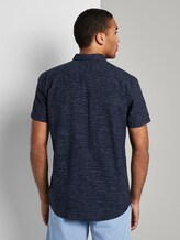 Finely striped short-sleeved shirt with a chest pocket - Men - blue small fading stripe Finely striped short-sleeved shirt with a chest pocket - Men - blue small fading stripe - 2 - TOM TAILOR Denim