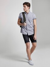 Strukturiertes Kurzarmhemd mit Brusttasche - Männer - Sky-Captain Blue Strukturiertes Kurzarmhemd mit Brusttasche - Männer - Sky-Captain Blue - 3 - TOM TAILOR Denim