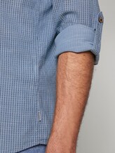 Gemustertes Hemd mit Turn-Ups und Mao-Kragen - Männer - blue small structure print Gemustertes Hemd mit Turn-Ups und Mao-Kragen - Männer - blue small structure print - 10 - TOM TAILOR Denim