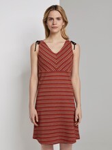 Gemustertes Kleid mit Schulter-Detail - Frauen - red structure Gemustertes Kleid mit Schulter-Detail - Frauen - red structure - 1 - TOM TAILOR