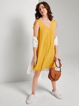 Ärmelloses Chiffon-Kleid mit Schulter-Detail - Frauen - deep golden yellow Ärmelloses Chiffon-Kleid mit Schulter-Detail - Frauen - deep golden yellow - 3 - TOM TAILOR