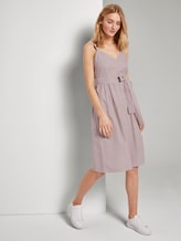 Sommerliches Kleid mit Streifenmuster - Frauen - brown white vertical stripe Sommerliches Kleid mit Streifenmuster - Frauen - brown white vertical stripe - 5 - TOM TAILOR