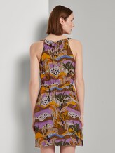 Gemustertes Neckholder Kleid - Frauen - tropical print Gemustertes Neckholder Kleid - Frauen - tropical print - 2 - TOM TAILOR Denim