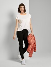 Schlichtes T-Shirt mit Stehkragen - Frauen - Off White Schlichtes T-Shirt mit Stehkragen - Frauen - Off White - 3 - TOM TAILOR Denim