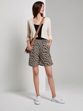 Loose Fit Bermuda Shorts mit elastischem Bund - Frauen - black wavy design Loose Fit Bermuda Shorts mit elastischem Bund - Frauen - black wavy design - 3 - TOM TAILOR