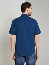 Schlichtes Kurzarm-Hemd mit Brusttasche - Männer - after dark blue Schlichtes Kurzarm-Hemd mit Brusttasche - Männer - after dark blue - 2 - TOM TAILOR