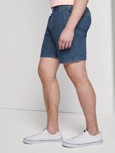 Kurze Jeansshorts im Chino-Look - Männer - mid stone wash denim Kurze Jeansshorts im Chino-Look - Männer - mid stone wash denim - 11 - TOM TAILOR Denim