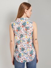 Ärmellose Henley-Bluse mit Seitenschlitzen - Frauen - white watercolor flower design Ärmellose Henley-Bluse mit Seitenschlitzen - Frauen - white watercolor flower design - 2 - TOM TAILOR