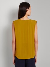 Ärmellose Bluse mit Schulterdetail - Frauen - deep golden yellow Ärmellose Bluse mit Schulterdetail - Frauen - deep golden yellow - 2 - TOM TAILOR