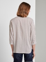 Gemusterte Bluse im Loose Fit - Frauen - white geometric design Gemusterte Bluse im Loose Fit - Frauen - white geometric design - 2 - TOM TAILOR